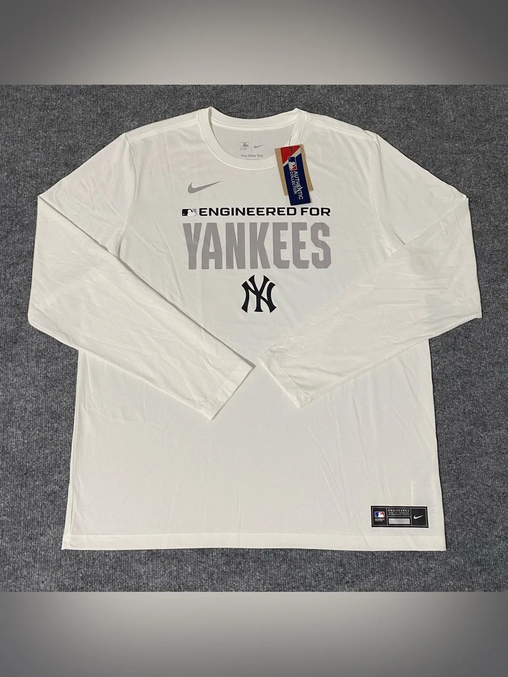 Nike New York Yankees Authentic Collection Team Mens XL Shirt NWT